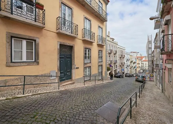 Charming Duplex With Private Terrace And Parking