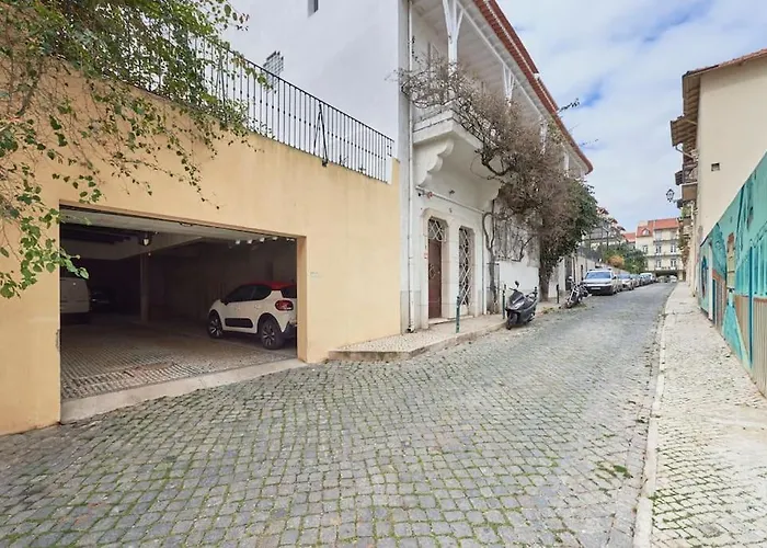 Charming Duplex With Private Terrace And Parking Διαμέρισμα Lisboa
