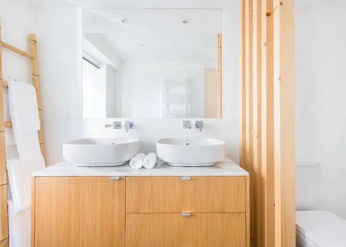 Διαμέρισμα Charming Duplex With Private Terrace And Parking