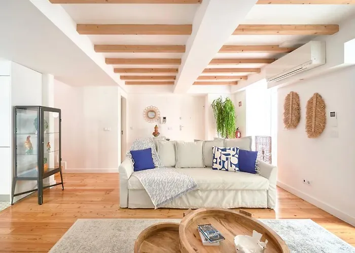 Charming Duplex With Private Terrace And Parking *