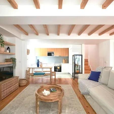 Charming Duplex With Private Terrace And Parking 아파트 *