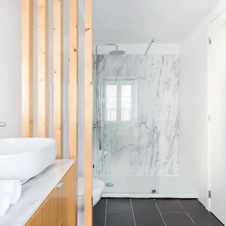 Charming Duplex With Private Terrace And Parking 아파트 *