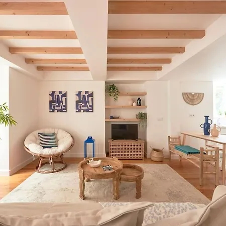 Charming Duplex With Private Terrace And Parking 아파트 *