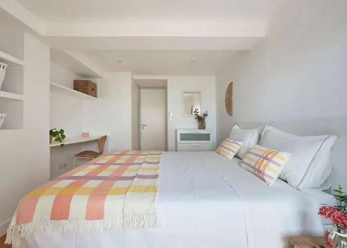 Charming Duplex With Private Terrace And Parking Lisbon