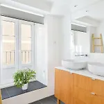 Charming Duplex With Private Terrace And Parking Lisboa