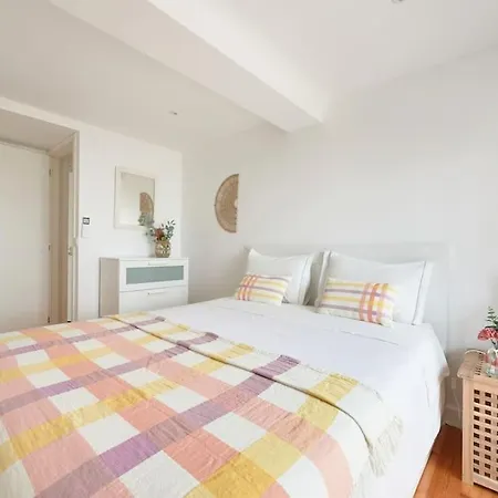 Charming Duplex With Private Terrace And Parking Lejlighed Lisboa
