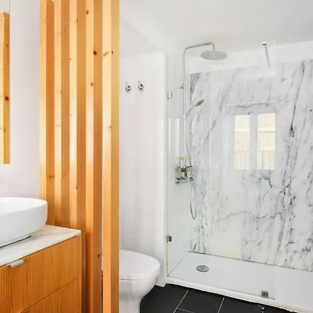 Apartamento Charming Duplex With Private Terrace And Parking *